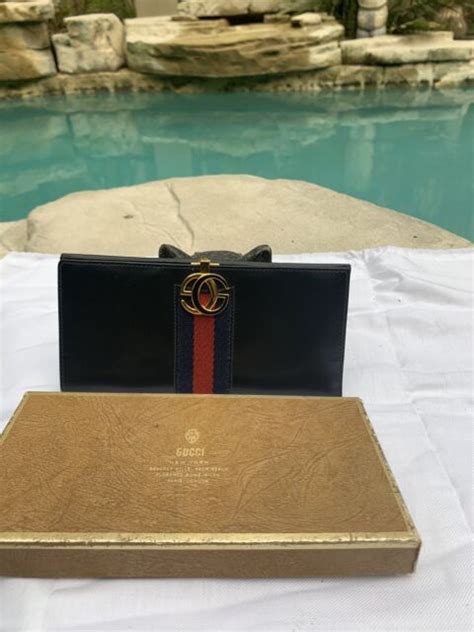 Vintage Gucci Passport Wallet from Italy : NengHetty 